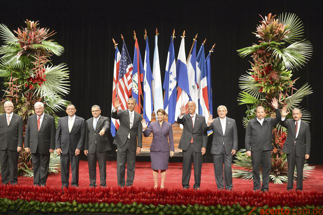 Obama promete no militarizar Centroamérica en 