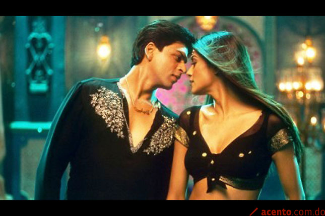 El beso en Bollywood enfrenta a la India más conservadora y a la más liberal