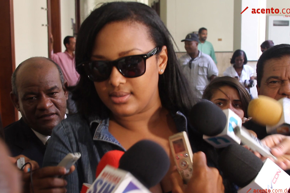 Venya, Sharmin y Yelitza no llegan a un acuerdo en vista. Venya queda detenida