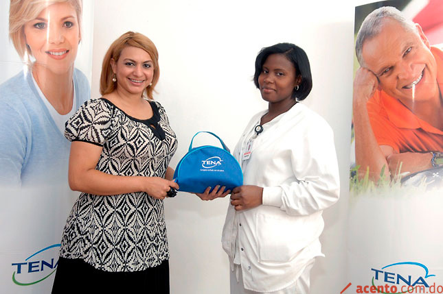 TENA celebra Día de la Enfermeras con concurso