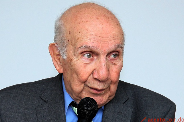 Vincho Castillo dice corrupción es un “flagelo” y promete combatirla