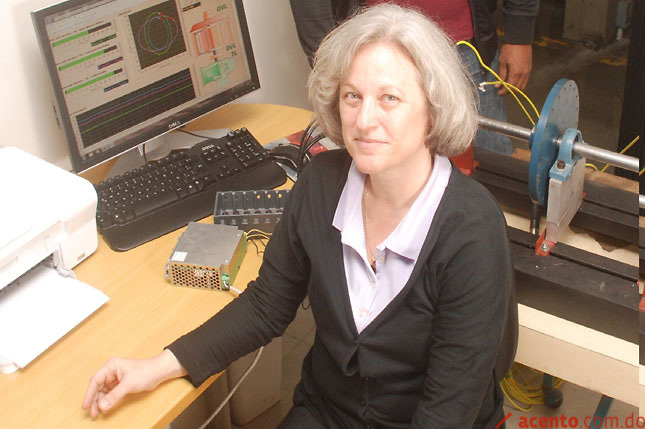 Profesora de INTEC recibe premio de la Universidad Politécnica de Valencia