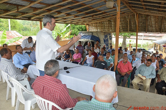 Luis reclama sea RD que tome la iniciativa sobre comercio con Haití