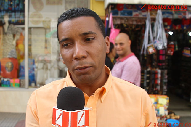 Sondeo: La gente califica de “complot” apagón en audiencia contra Leonel