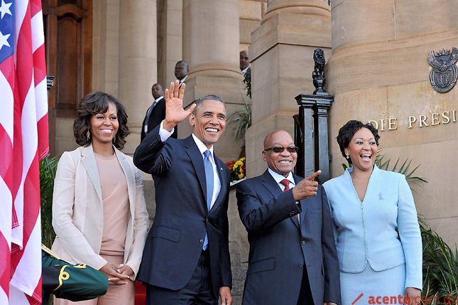 EL presidente de los EE.UU, Barack Obama, continúa su gira por Sudáfrica