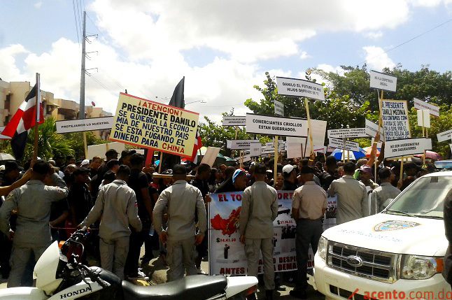 Comerciantes acusan a sus colegas chinos de evadir impuestos