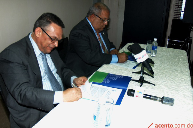 El MAP y los bomberos de Santo Domingo firman convenio de cooperación