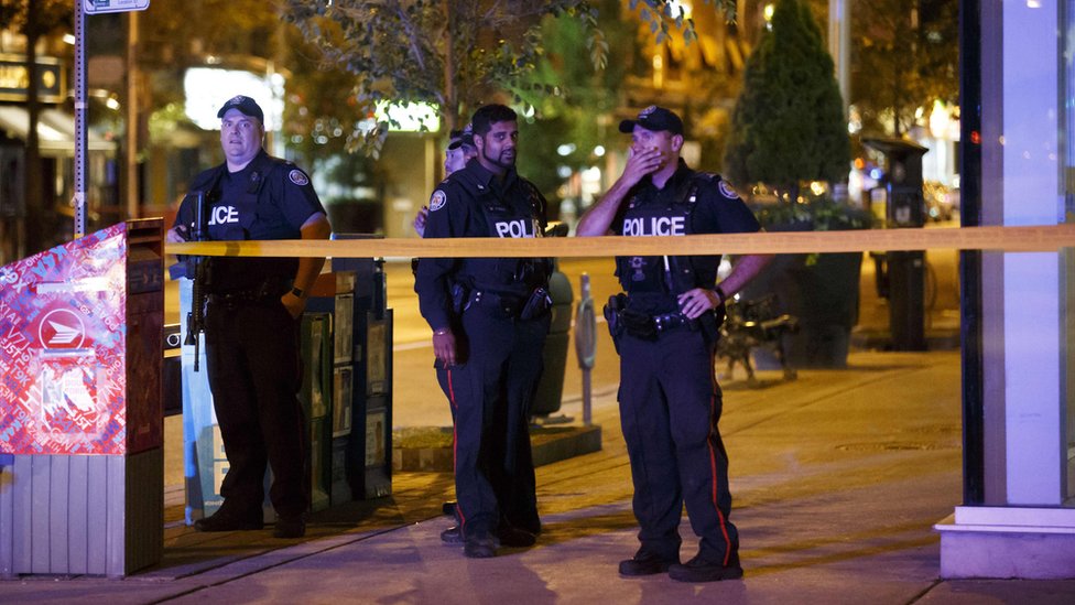Tiroteo en Toronto: 2 personas fallecen y 13 resultan heridas en un ataque en el centro de la ciudad
