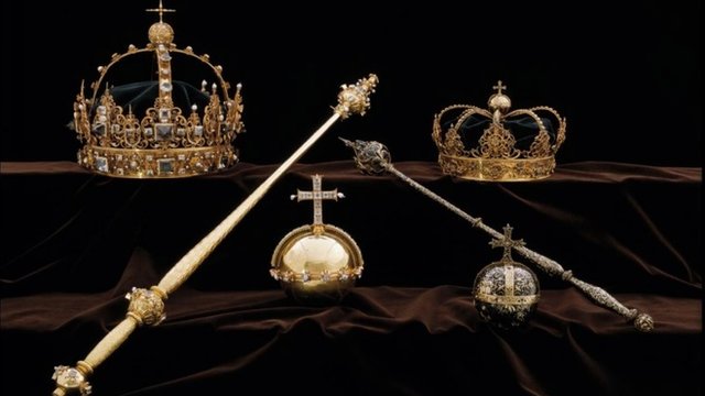 El espectacular robo de varias joyas de la corona en Suecia (y cómo los ladrones huyeron en un bote de alta velocidad)