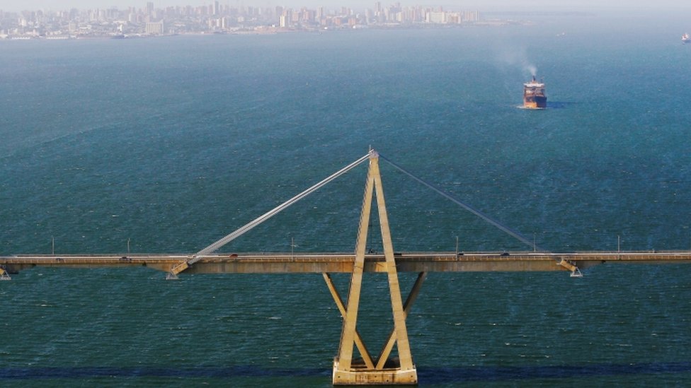 Colapso en Génova: las 3 diferencias del emblemático puente del lago Maracaibo y el Morandi que se derrumbó en Italia, diseñado por el mismo ingeniero
