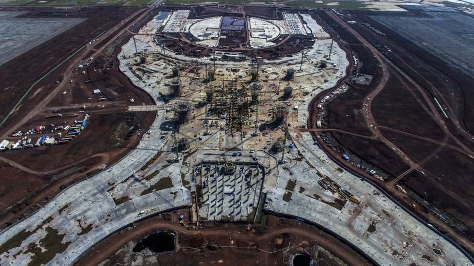 AMLO: ¿por qué siguen las obras del aeropuerto de Texcoco en México si el presidente anunció su cancelación?