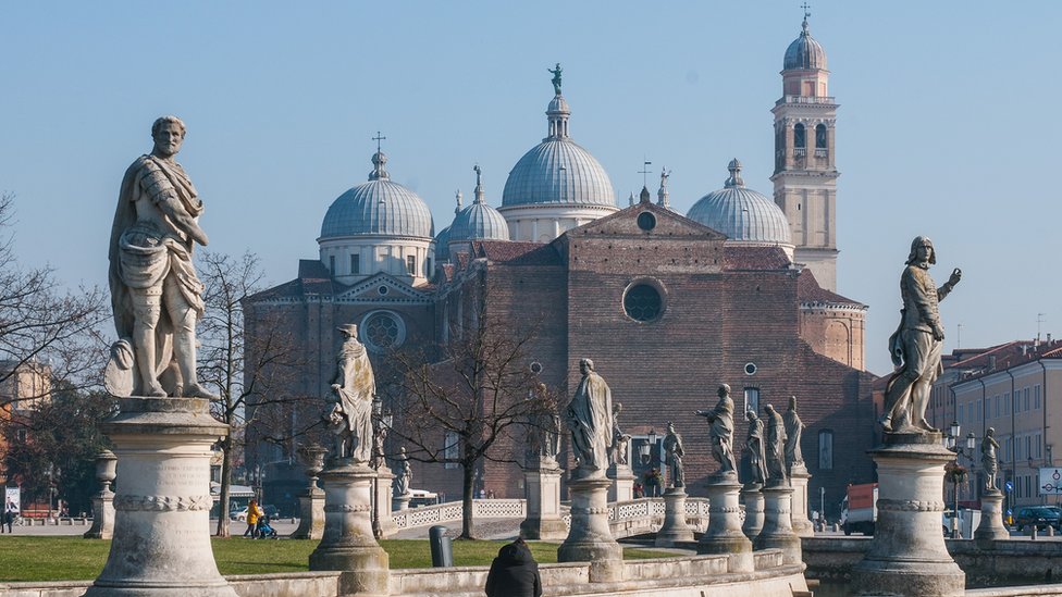 La pequeña ciudad de Italia en la que nació la medicina moderna