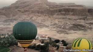Egipto: mueren 19 personas en accidente en globo