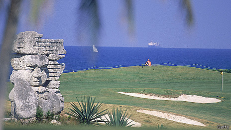 El golf, de deporte burgués a negocio en Cuba