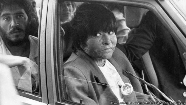Chile: ordenan arresto de oficiales de Pinochet que quemaron a una pareja
