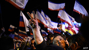 Multitudes celebran referendo en Crimea que la uniría a Rusia
