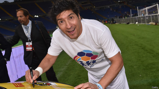 Chile: demandan a exfutbolista Iván Zamorano por deudas de US$3,3 millones