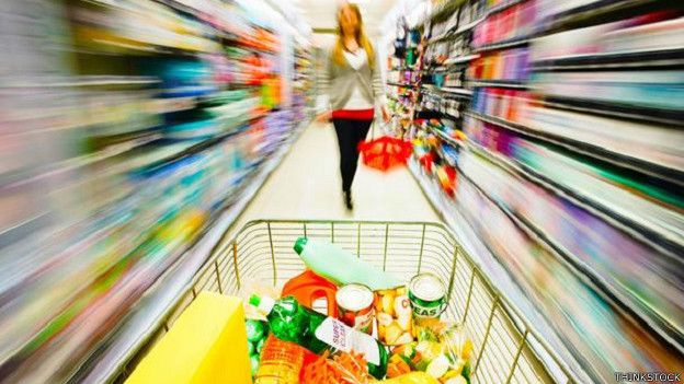 El peso del IVA: en qué países de América Latina pagamos más impuestos al hacer las compras