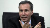 Argentina: hallan ADN de otra persona en departamento de fiscal Nisman