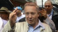 Colombia: expresidente Uribe llama a extender proceso de paz con las FARC