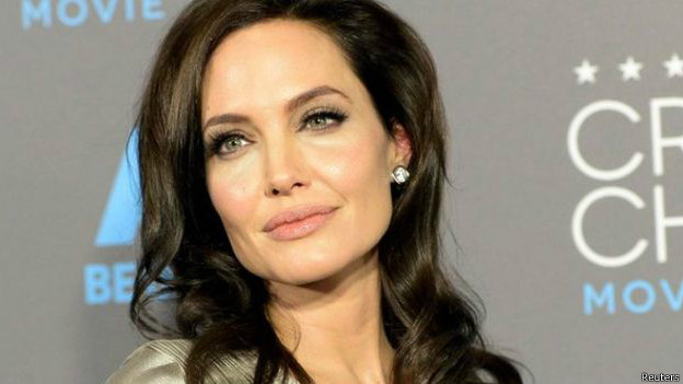 Cuáles son los procedimientos de Angelina Jolie contra el cáncer y sus consecuencias