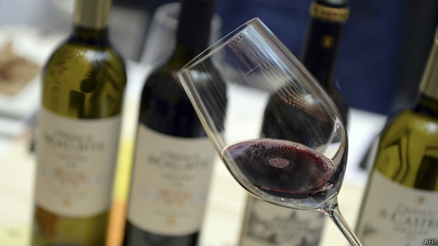 ¿Cómo llega el arsénico a nuestra copa de vino?