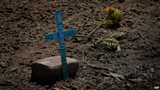 Amnistía Internacional insta a México investigar ataques contra migrantes