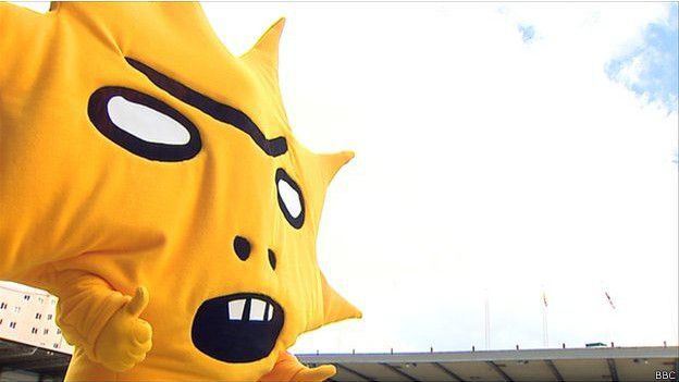 La mascota deportiva que aterroriza a sus propios aficionados