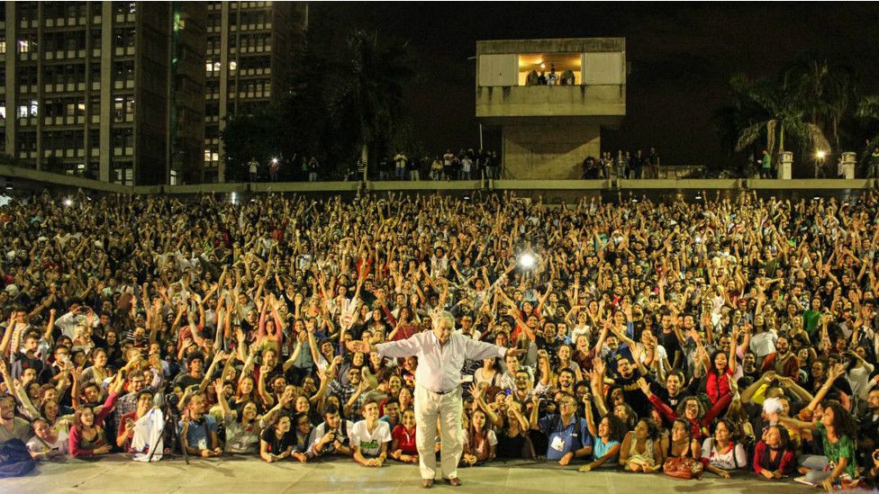 Pepe Mujica "como estrella de rock"