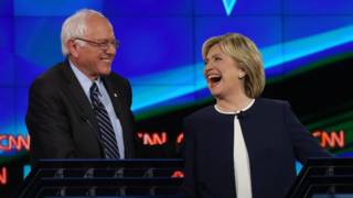 Amable intercambio entre Hillary Clinton y Bernie Sanders en el primer debate demócrata en EE.UU.