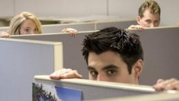 ¿Por qué cada vez hablamos menos con nuestros compañeros de trabajo?