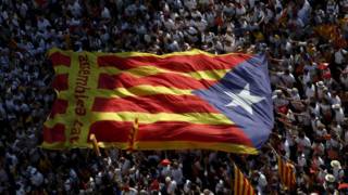 Qué significa la "desobediencia" de Cataluña en su búsqueda de independencia de España