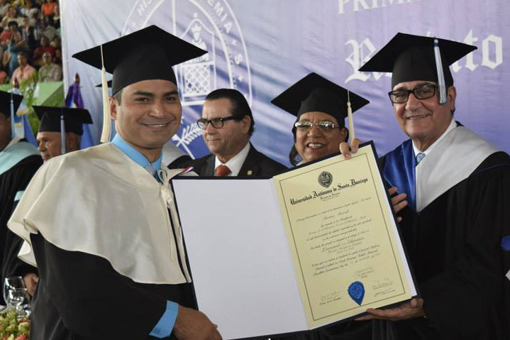 UASD gradúa más de 400 nuevos profesionales en San Francisco de Macorís