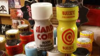 Qué son los “poppers”, la droga recreativa popular entre los gays que se prohibirá en Reino Unido