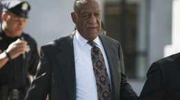 Juez ordena que Bill Cosby vaya a juicio por escándalo sexual