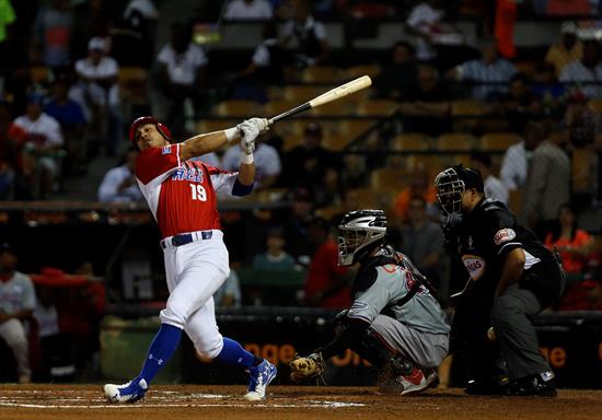 Puerto Rico con victoria sobre Dominicana avanza a semifinal en Béisbol del Caribe