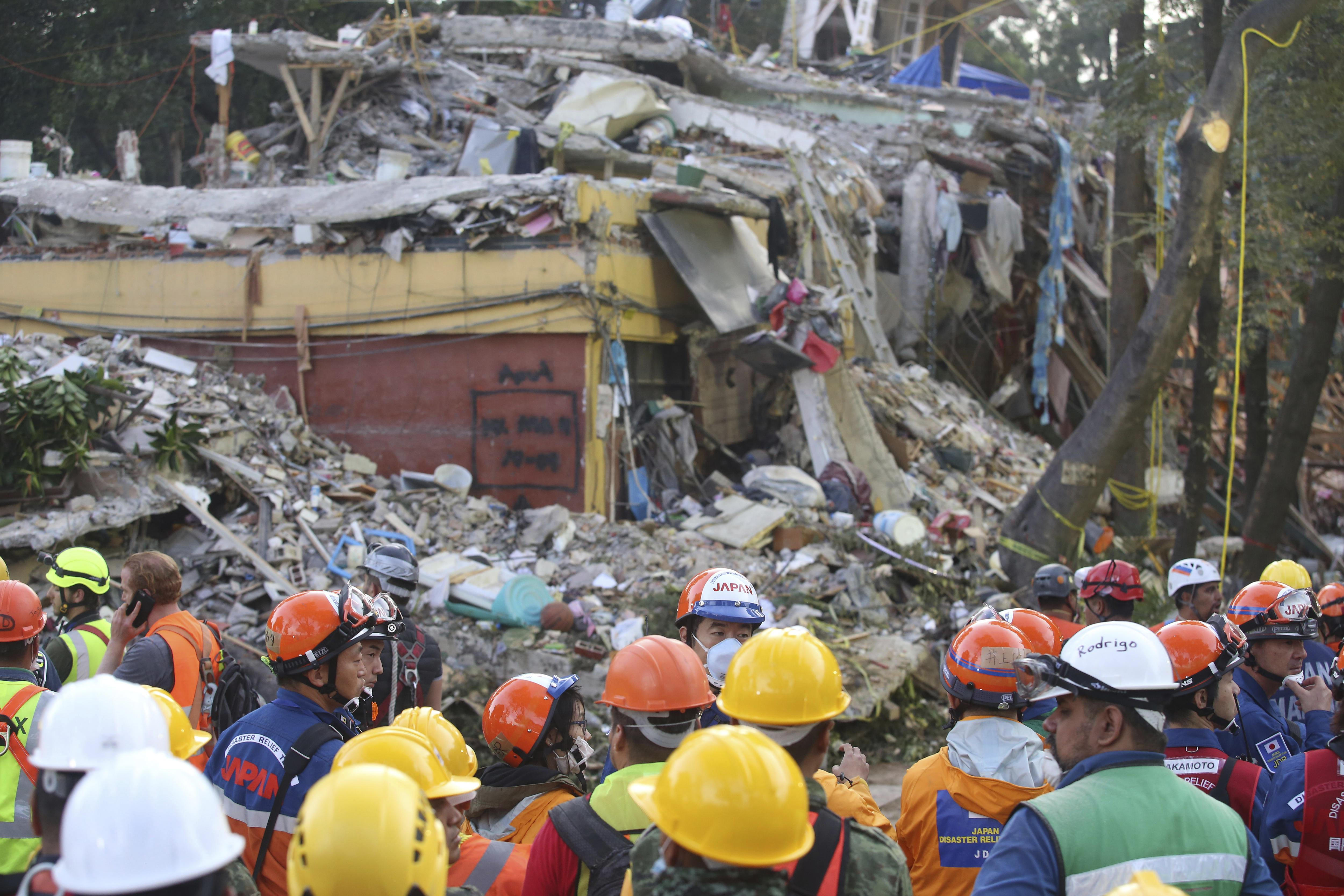 Colapsa puente dañado por terremoto de 7 de septiembre en México tras nuevo sismo