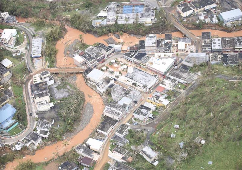 Ricky Martin, Fonsi y Chayanne se unen para repartir ayudas a Puerto Rico