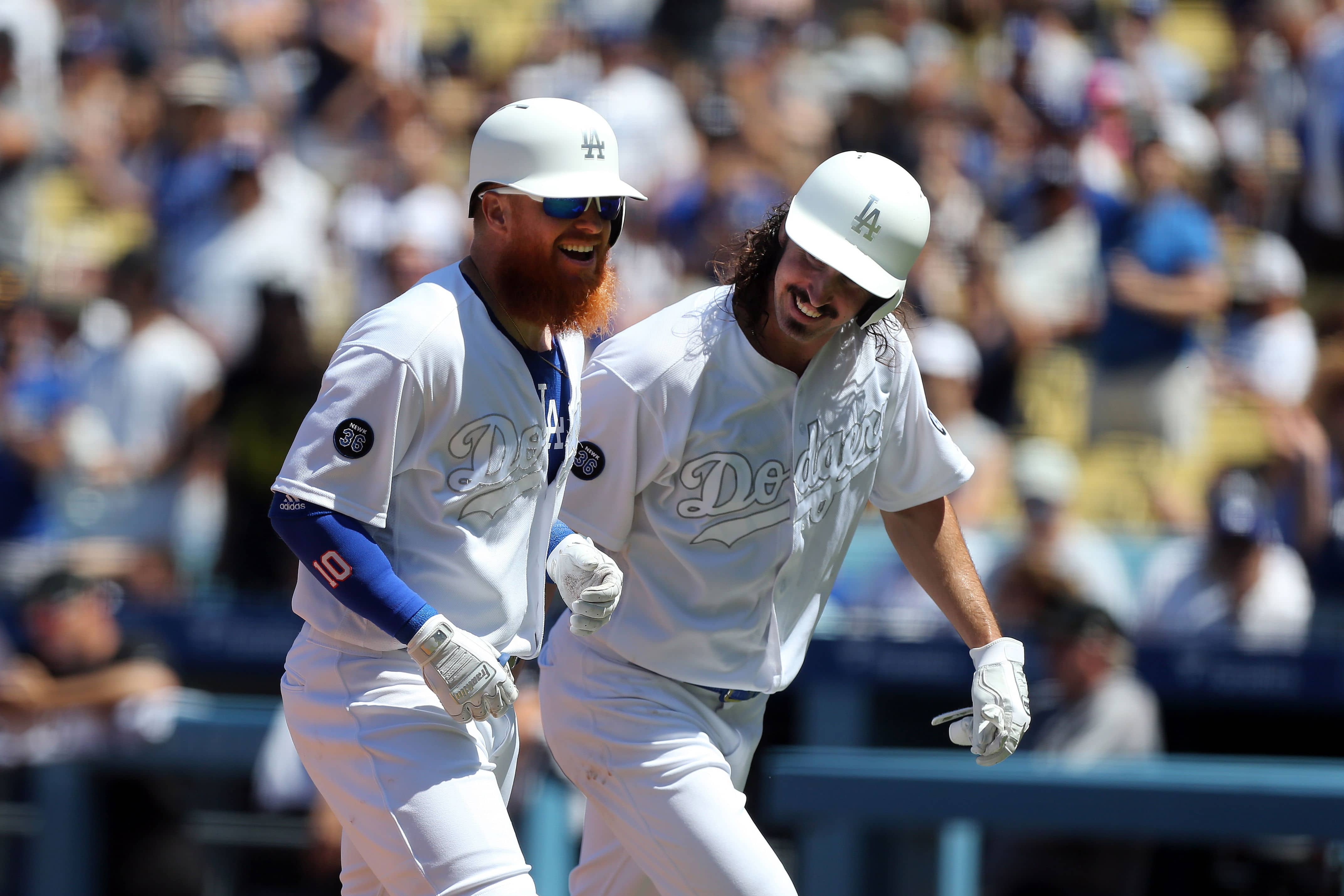 Turner jonronea en victoria de los Dodgers ante los Yanquis de Nueva York