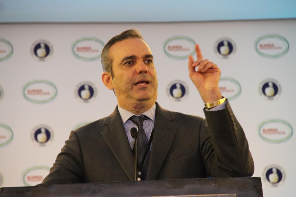 Abinader define líneas para frenar corrupción, afianzar derechos humanos