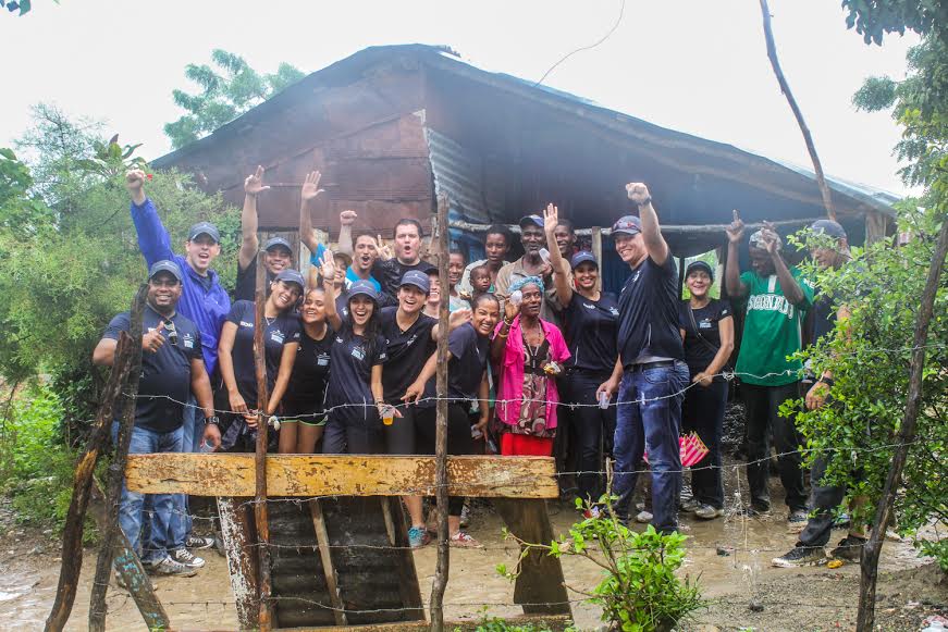 “Responsib’All Day”, Pernod Ricard Dominicana apoya comunidad local junto a la organización TECHO