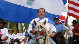Nicaragua reelige a Daniel Ortega, el sandinista que derrocó a los Somoza y ahora gobernará el país por más tiempo que cualquiera de ellos