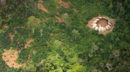 Las fotos aéreas que demuestran que la tribu yanomami del Amazonas sigue aislada del mundo exterior