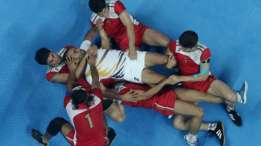 Qué es el kabaddi, el deporte que atrae a multimillonarios y en el que no puedes dejar de cantar