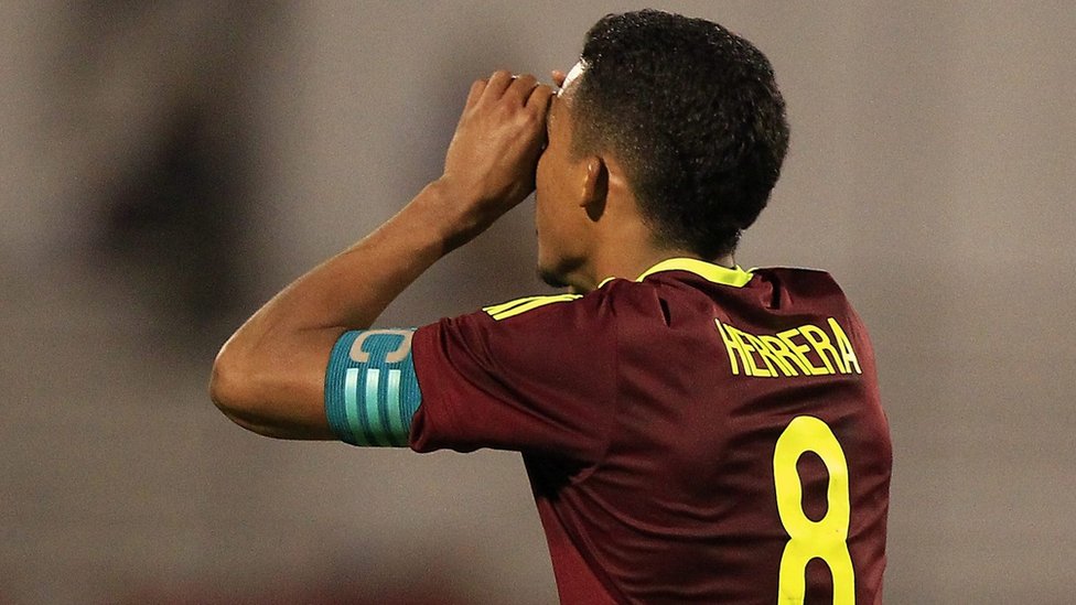Quién es el venezolano Yangel Herrera, el sorprendente fichaje que el Manchester City mantuvo en secreto