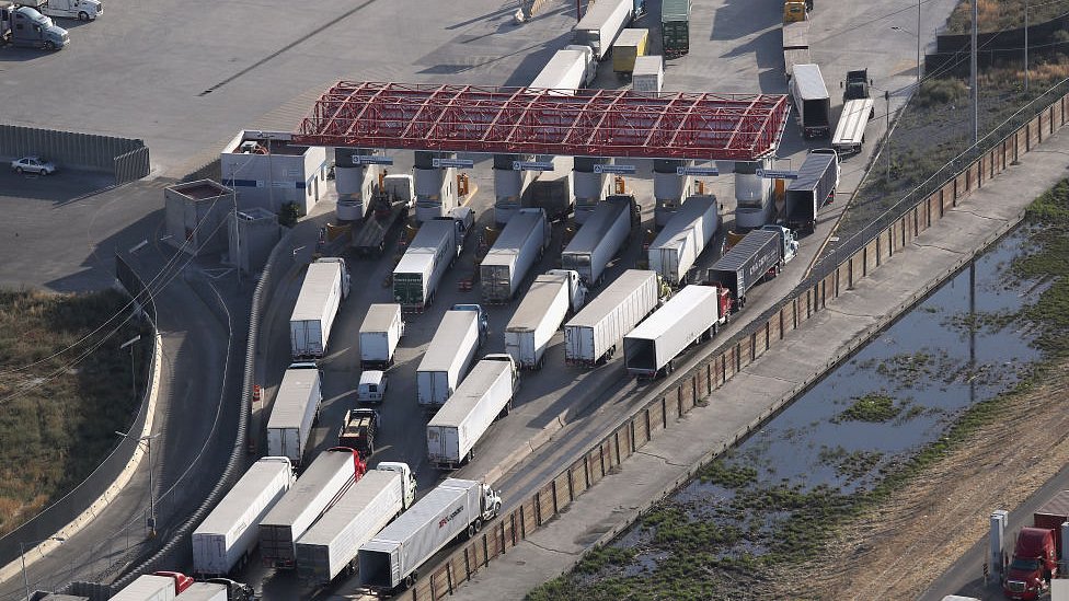 Estados Unidos inicia oficialmente el proceso para renegociar el crucial TLCAN y México dice que está 