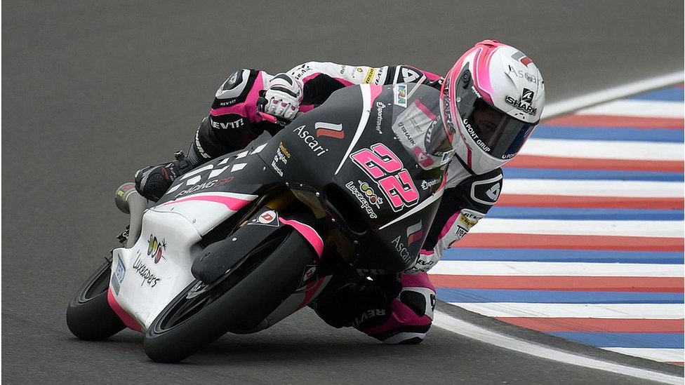 Ana Carrasco, la joven española de 20 años que se convirtió en la primera mujer en ganar una carrera del Mundial de motos