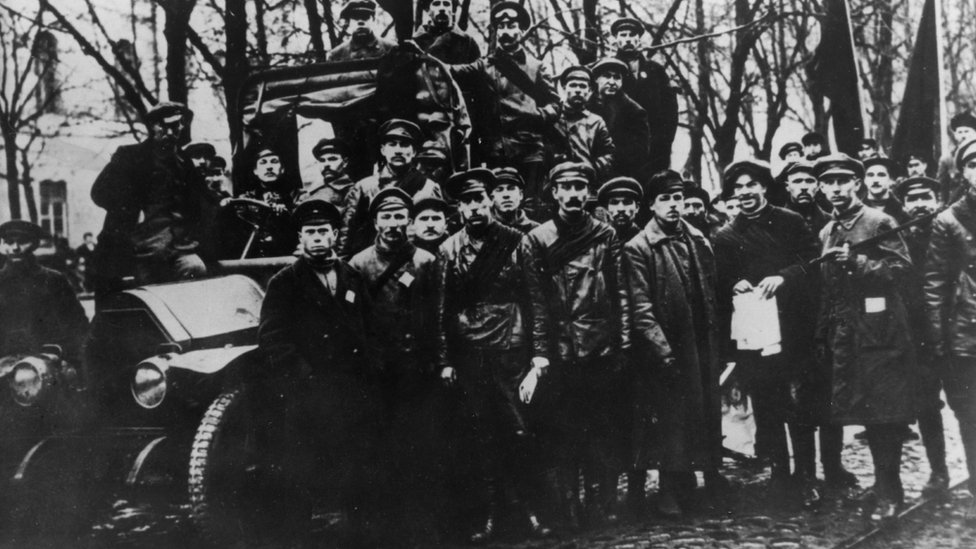 Los momentos clave del día en el que se selló la Revolución Rusa