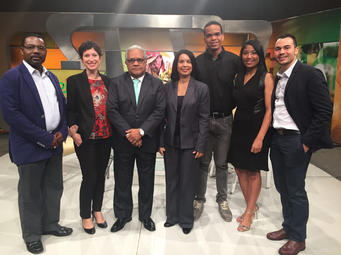 Reconocen calidad de estudiantes de RD en Francia en programa para ingenieros Caliope