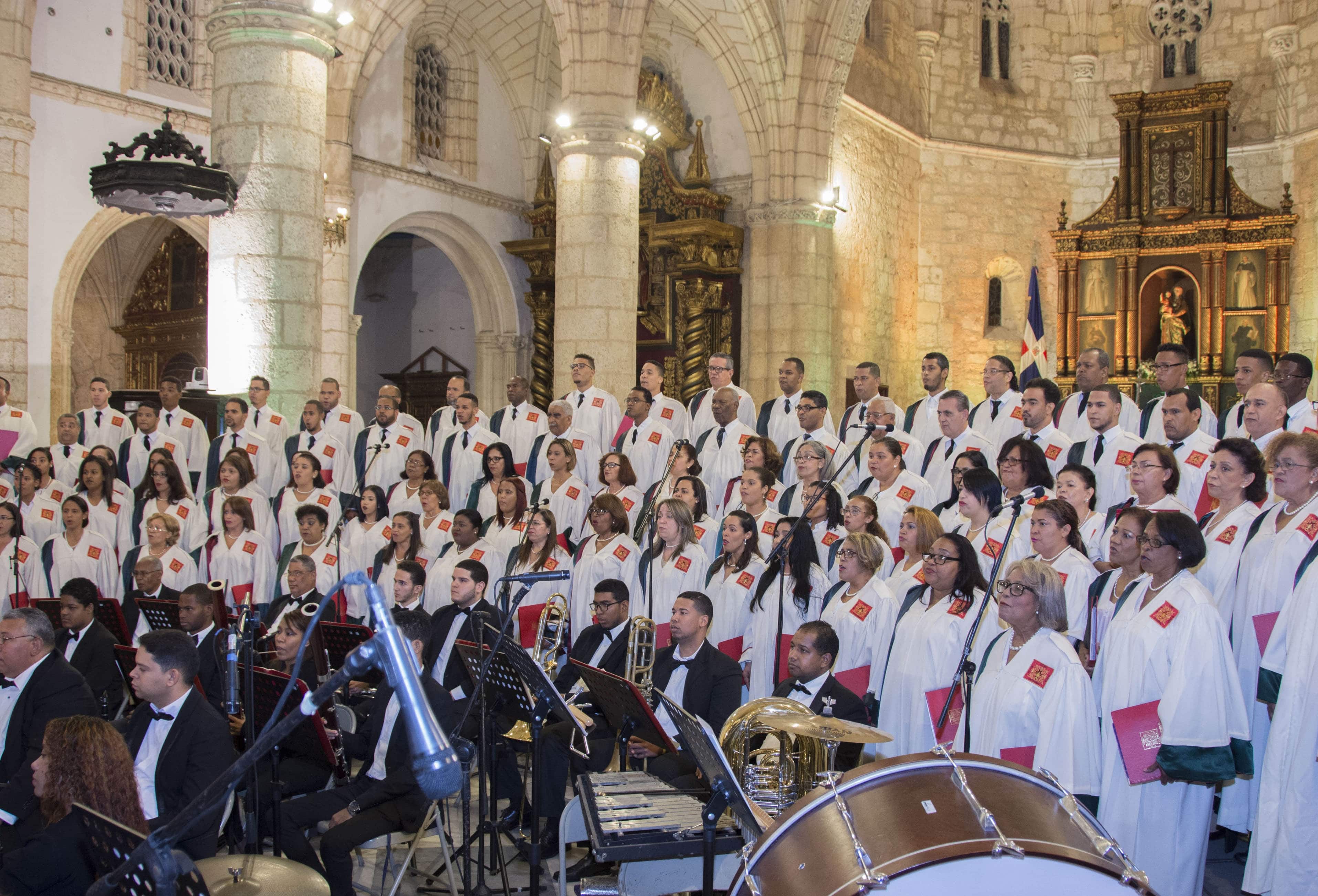 Danny Rivera y el Coro de la Catedral cantarán en Concierto de Navidad